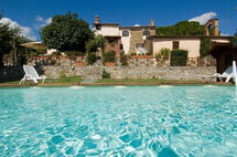 UCCELLAIA