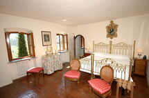 VILLA DI PETRIOLO