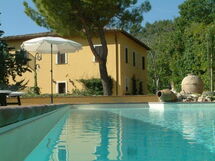 VILLA ROMANTICA