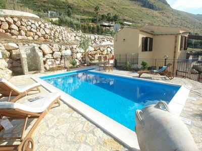 VILLA GIULIANA