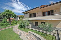 VILLA PRATOVECCHIO VILLA PRATOVECCHIO