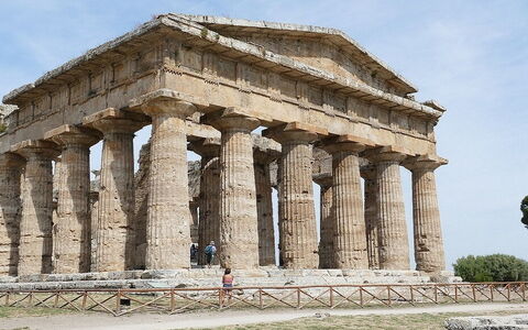 Die sehenswertesten Etappen einer Tour im Cilento zwischen Archäologie und Schönheit