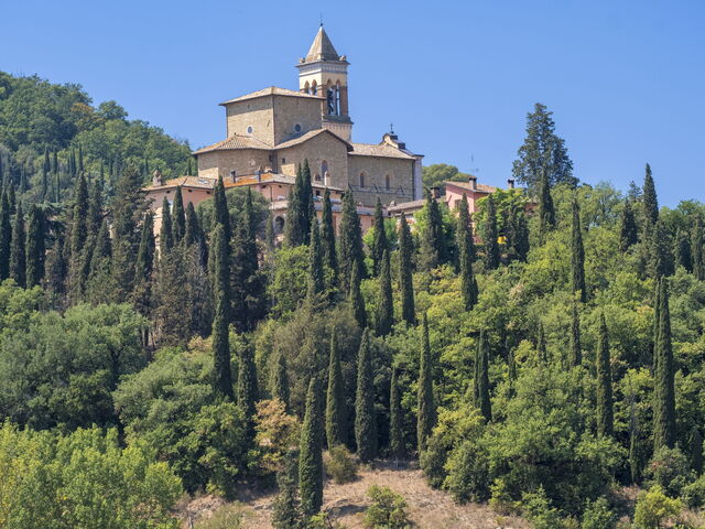 Solomeo: Geschichte und Modernität in einem mittelalterlichen Dorf