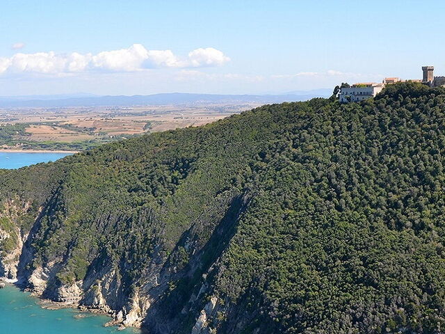 Baratti und Populonia: Zwischen Naturschönheit und Jahrhunderten alter Geschichte
