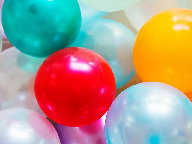 Feiern Sie den Karneval in Viareggio!