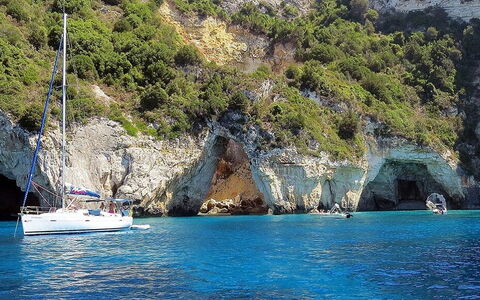 Alles über Kassiopi und warum Sie es besuchen sollten