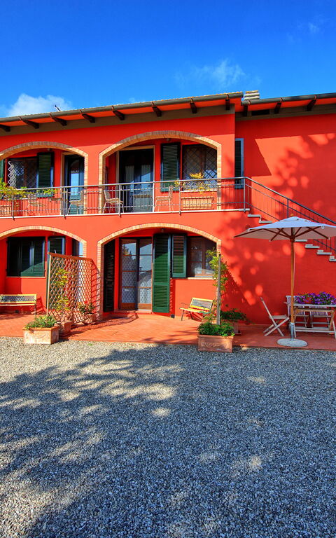 Casa Rossa: Außen, Draussen