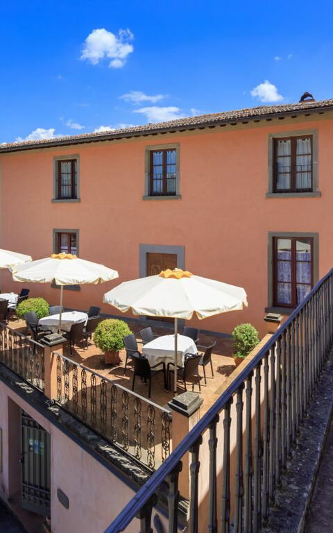 Palazzo a Greve: Außen, Draussen