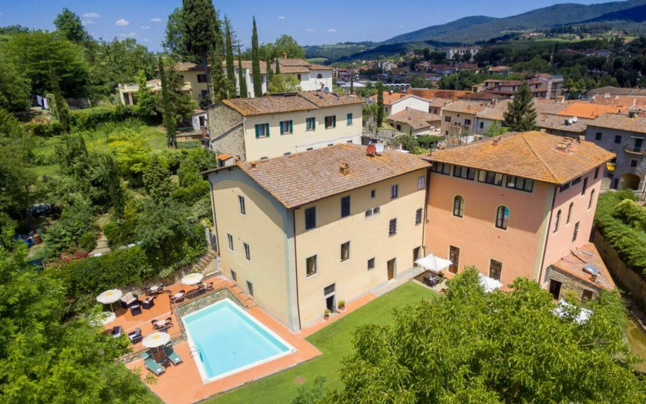 Palazzo a Greve: Draussen, Schwimmbad