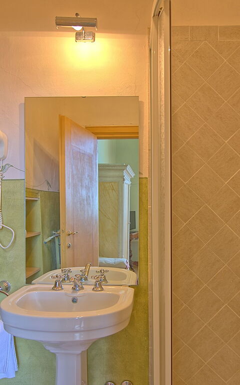 Castello Leopoldo: Bad