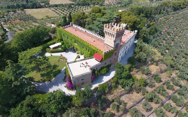 Castello Leopoldo: Ansichten