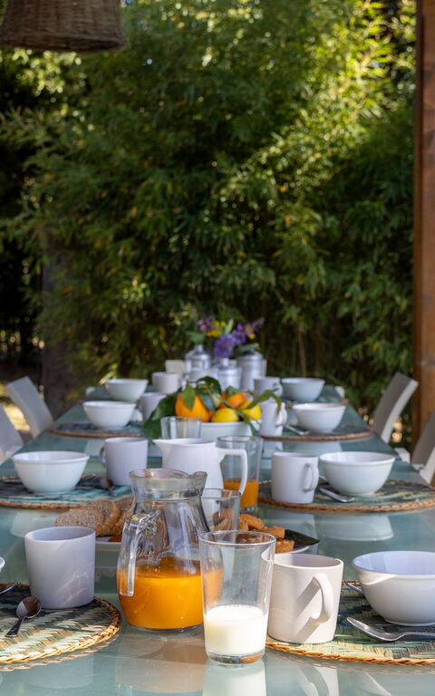 Villa Orchidea: Draussen