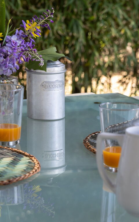 Villa Orchidea: Draussen