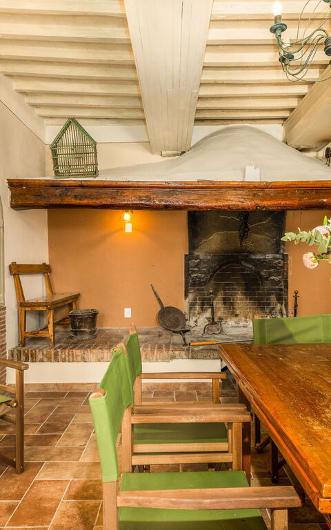 Villa Orchidea: Esszimmer