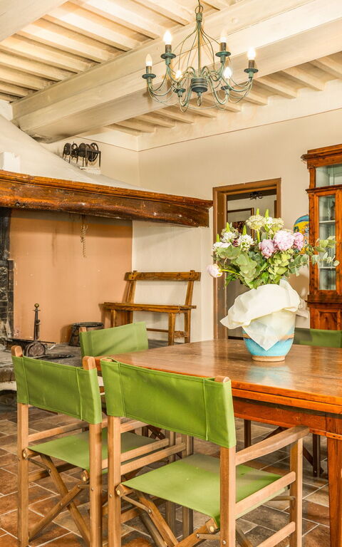 Villa Orchidea: Esszimmer