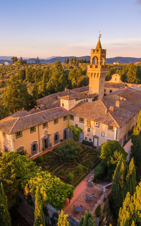 Montegufoni: Außen, Draussen