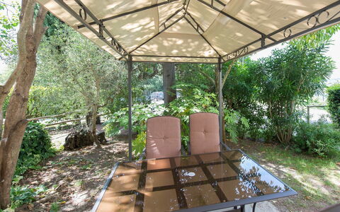 Unterkunft Tramonto: Draussen, Garten