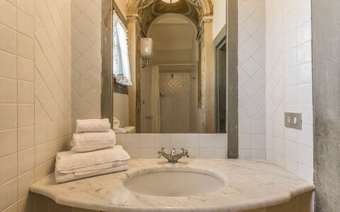 Unterkunft La Grotta: Bad