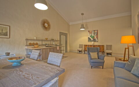 Unterkunft Montegufoni 27: Esszimmer, Küche, Wohnzimmer