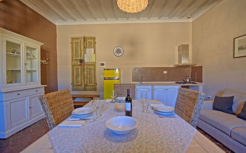 Unterkunft Montegufoni 28: Esszimmer, Küche, Wohnzimmer
