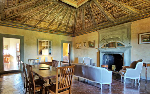 Unterkunft Cupola: Esszimmer, Wohnzimmer