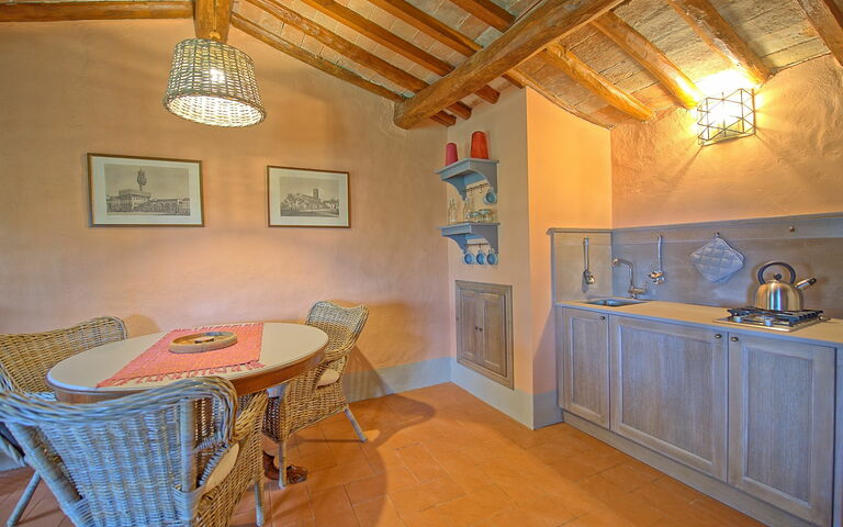 Unterkunft Montegufoni 11: Esszimmer, Küche, Wohnzimmer