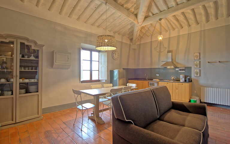Unterkunft Acciaioli 14: Esszimmer, Küche, Wohnzimmer