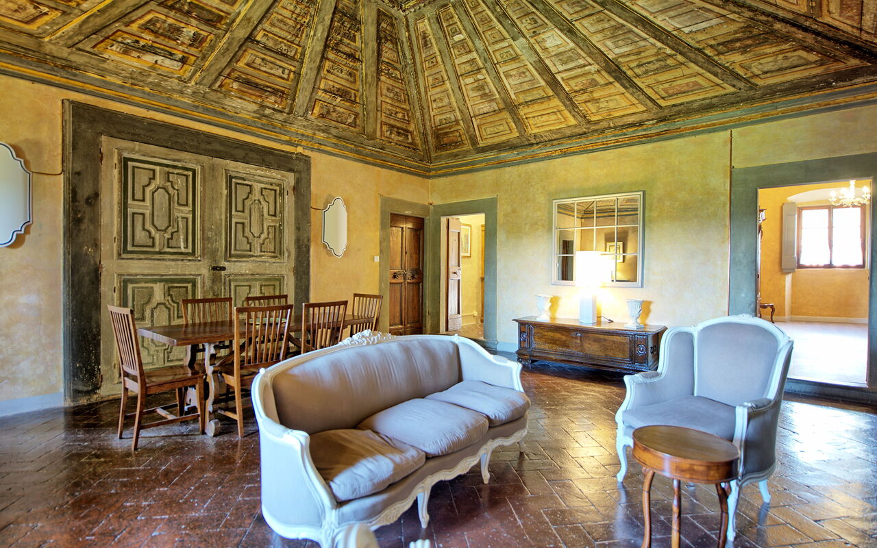 Unterkunft Cupola: Esszimmer, Wohnzimmer