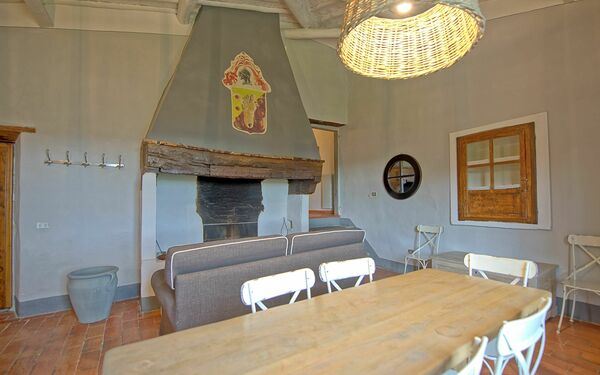Unterkunft Acciaioli 14: Esszimmer, Küche, Wohnzimmer