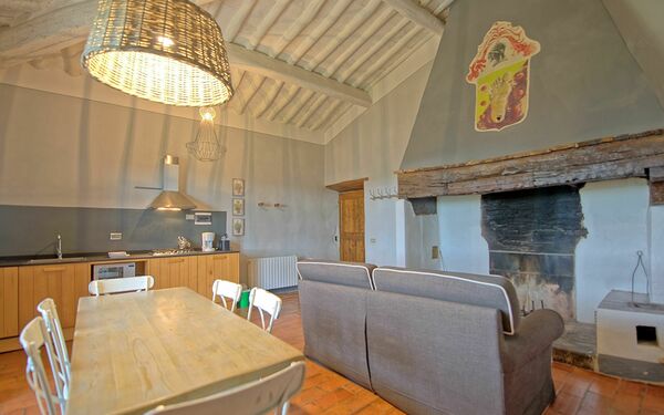 Unterkunft Acciaioli 14: Esszimmer, Küche, Wohnzimmer