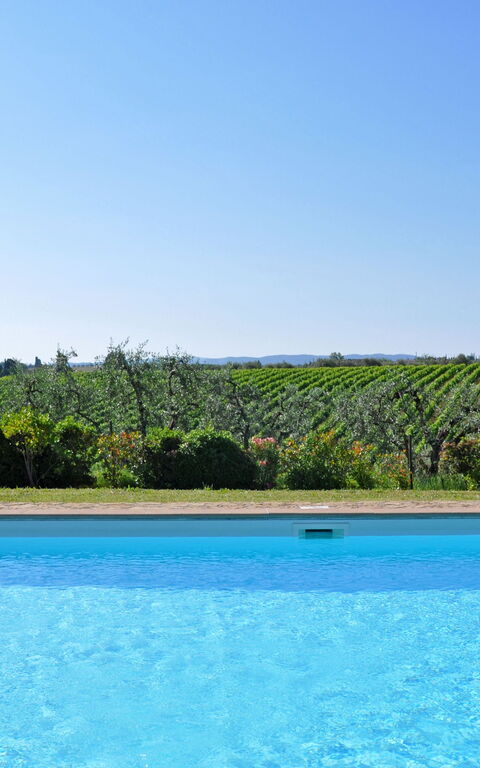 I Glicini: Schwimmbad