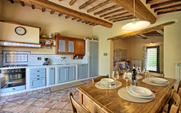 Unterkunft Glicini 2: Esszimmer, Küche