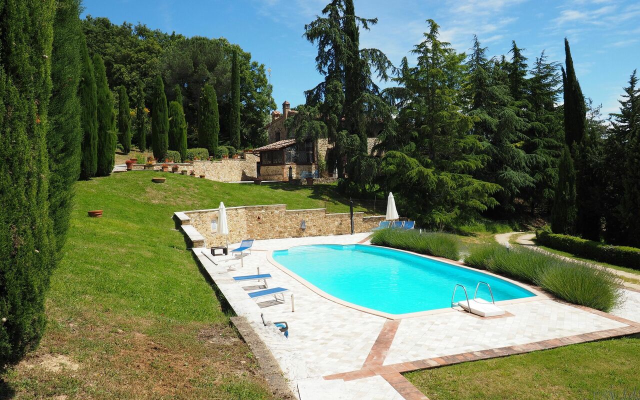 Cornocchio: Schwimmbad