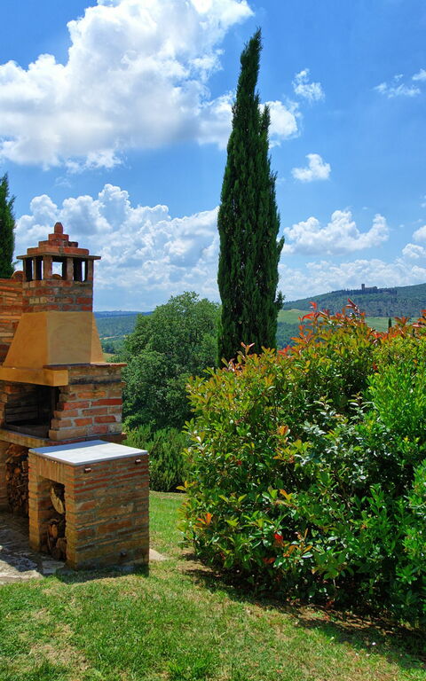 Castelmuzio: Draussen