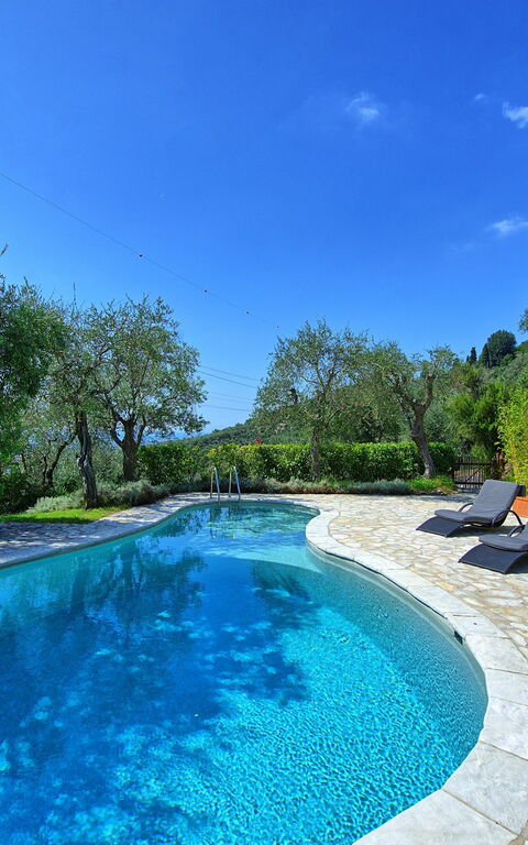 Villa Oliveta: Schwimmbad