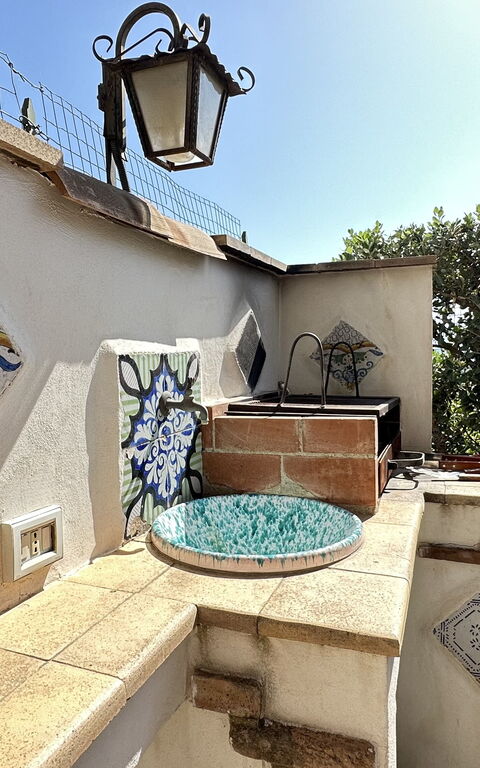 Castellammare: Außen