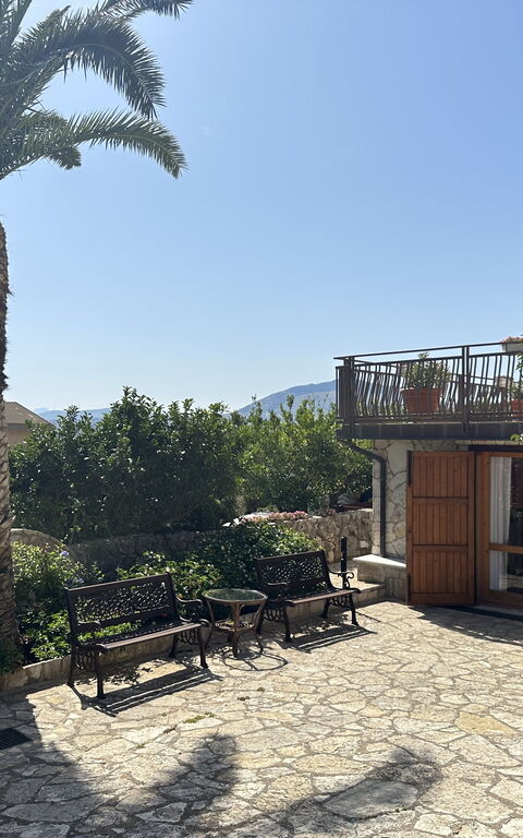 Castellammare: Außen