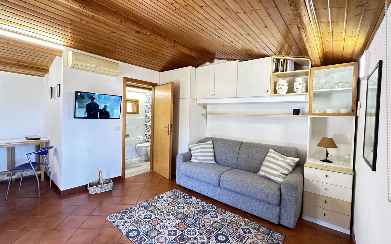 Unterkunft Castellammare 1: Küche, Wohnzimmer