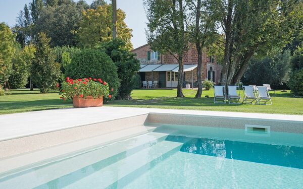 Villa Fontine: Draussen, Schwimmbad