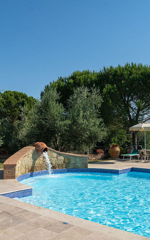 Montelopio: Außen, Draussen, Schwimmbad