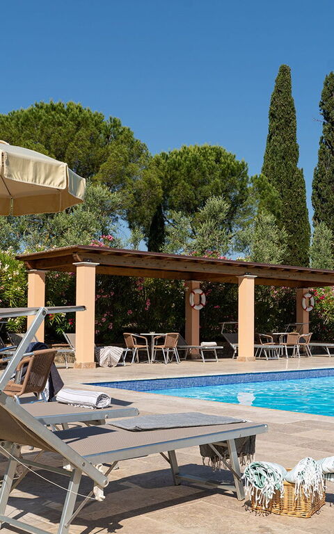 Montelopio: Außen, Draussen, Schwimmbad