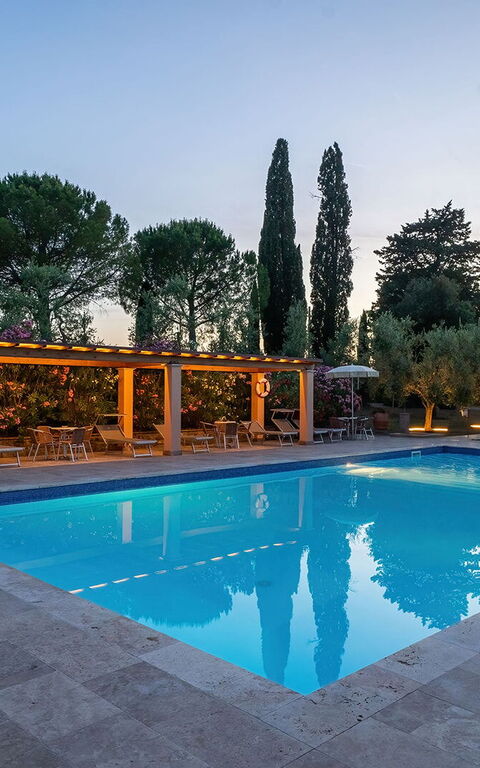 Montelopio: Außen, Draussen, Schwimmbad