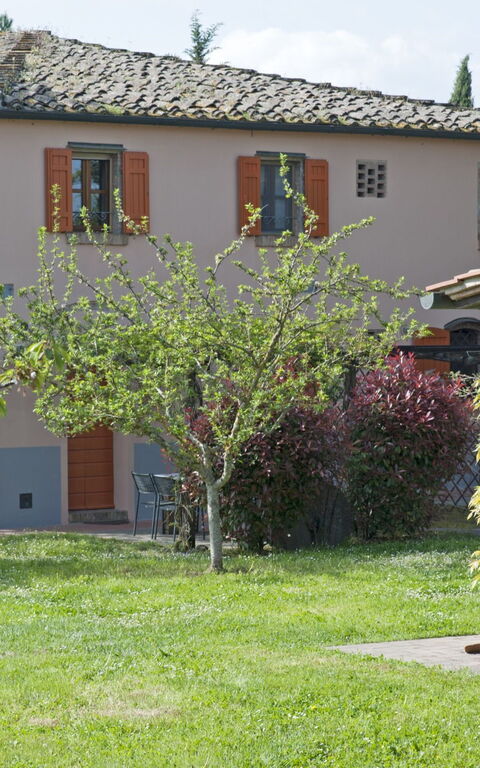 Montelopio: Außen, Garten