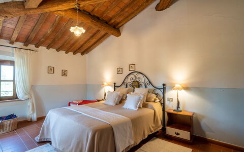 Unterkunft Montelopio 4: Schlafzimmer