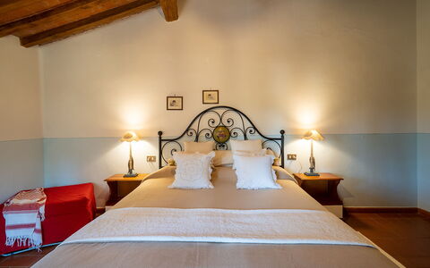 Unterkunft Montelopio 4: Schlafzimmer