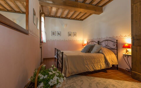 Unterkunft Montelopio 5: Schlafzimmer