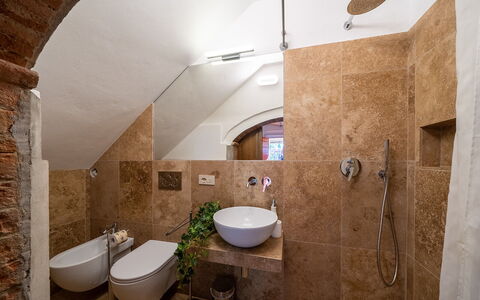 Unterkunft Montelopio 3: Bad