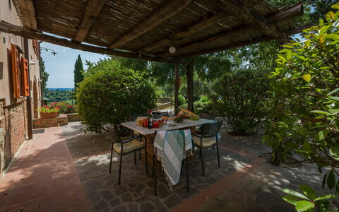 Unterkunft Montelopio 3: Draussen