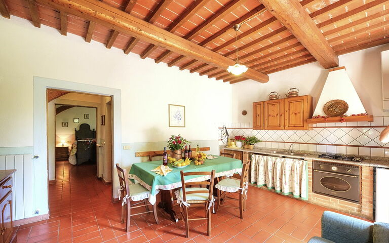 Unterkunft Montelopio 3: Esszimmer, Küche, Wohnzimmer