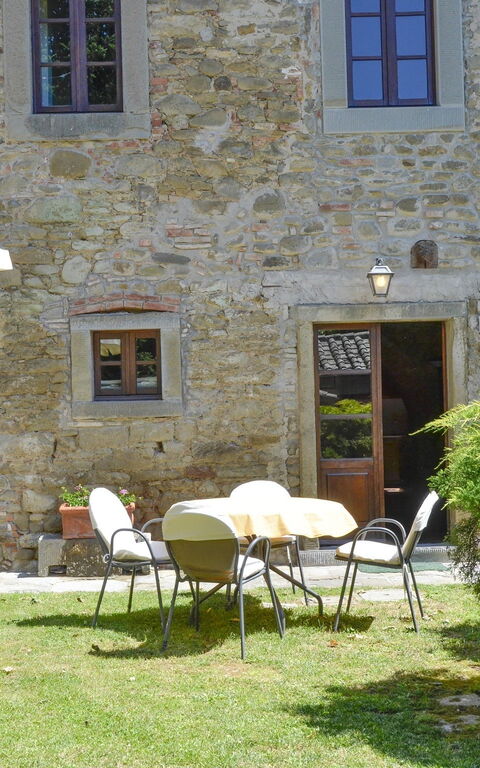 San Pietro: Draussen, Garten